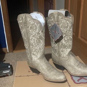 Twisted X Tan Heeled Boots